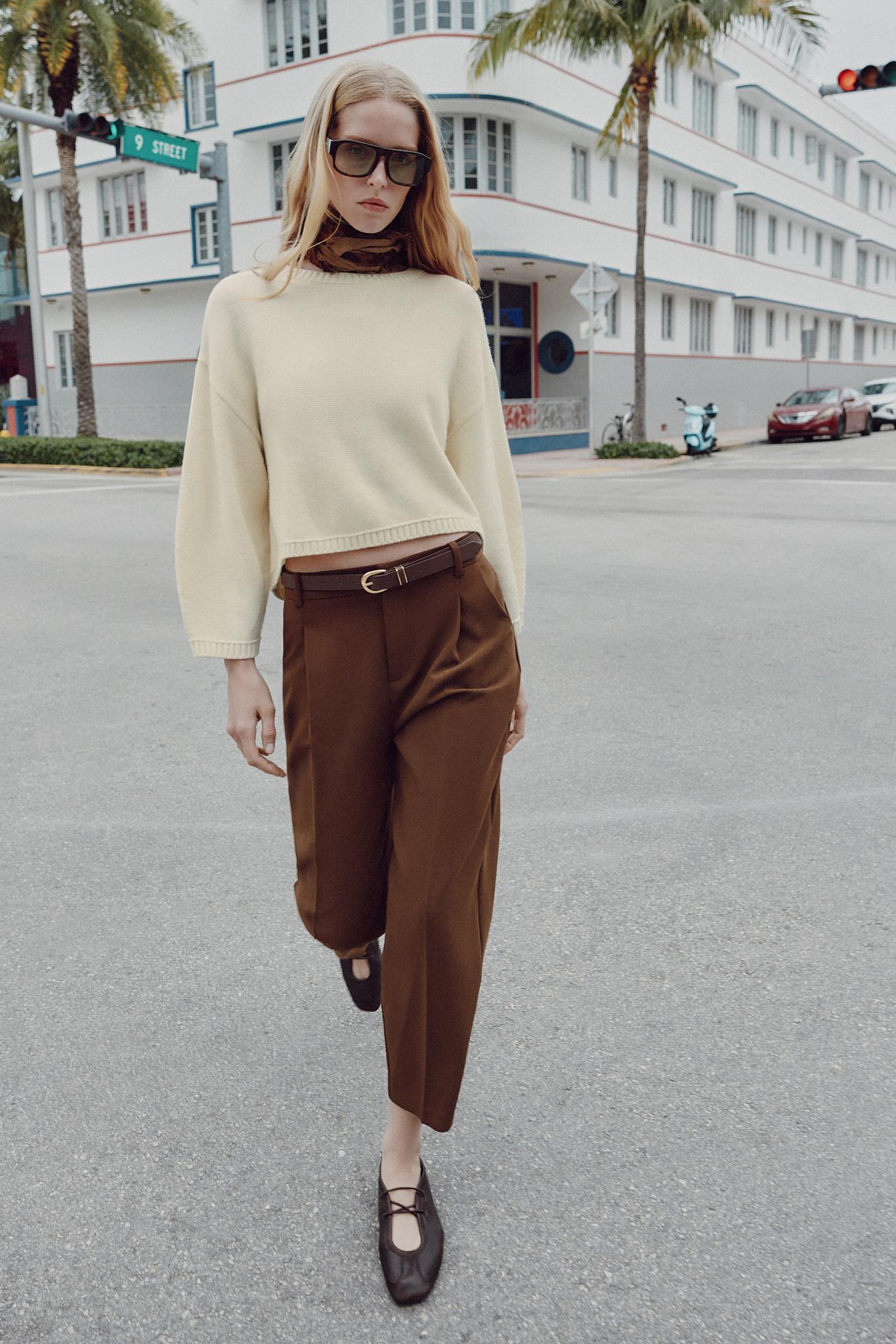 BELTED PLEATED PANTS